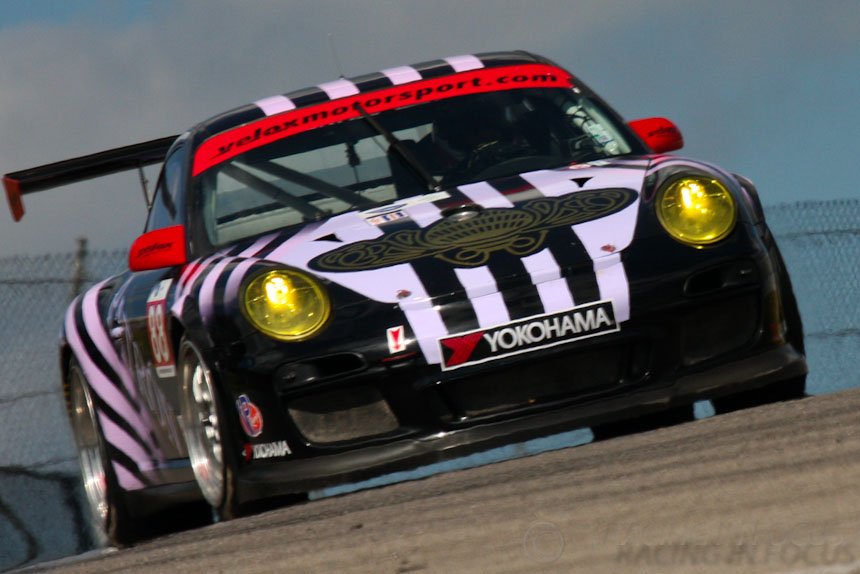 Car_88-Velox-Motorsport-Porsche_911_GT3_Cup