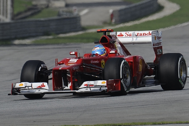 Fernando-Alonso-car